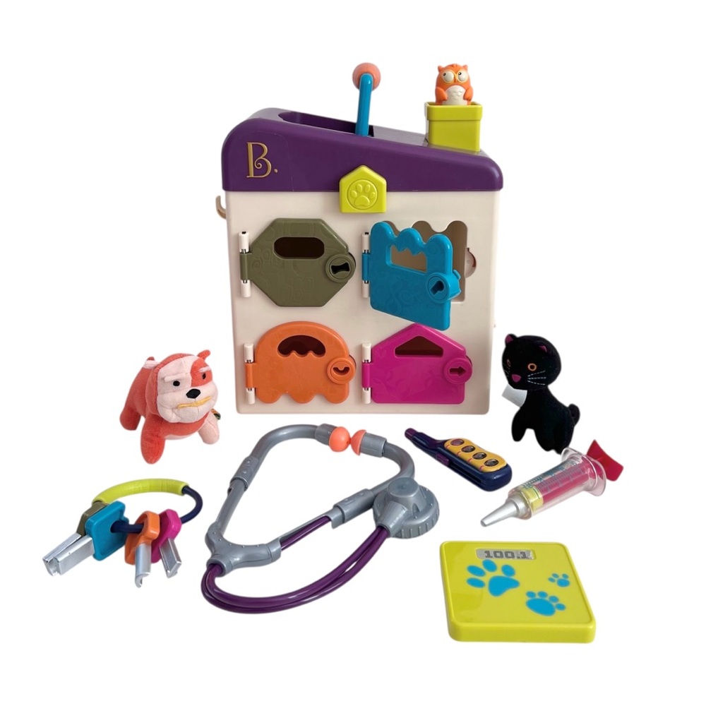 B Toys animal vet play set